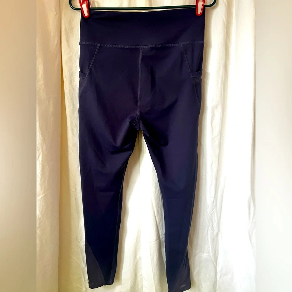 Deep Purple Women's Sz Large Activewear Yoga Stretchy Leggings